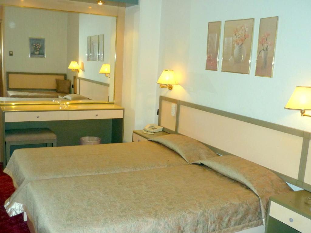 Rainbow Hotel Rhodes City Zimmer foto
